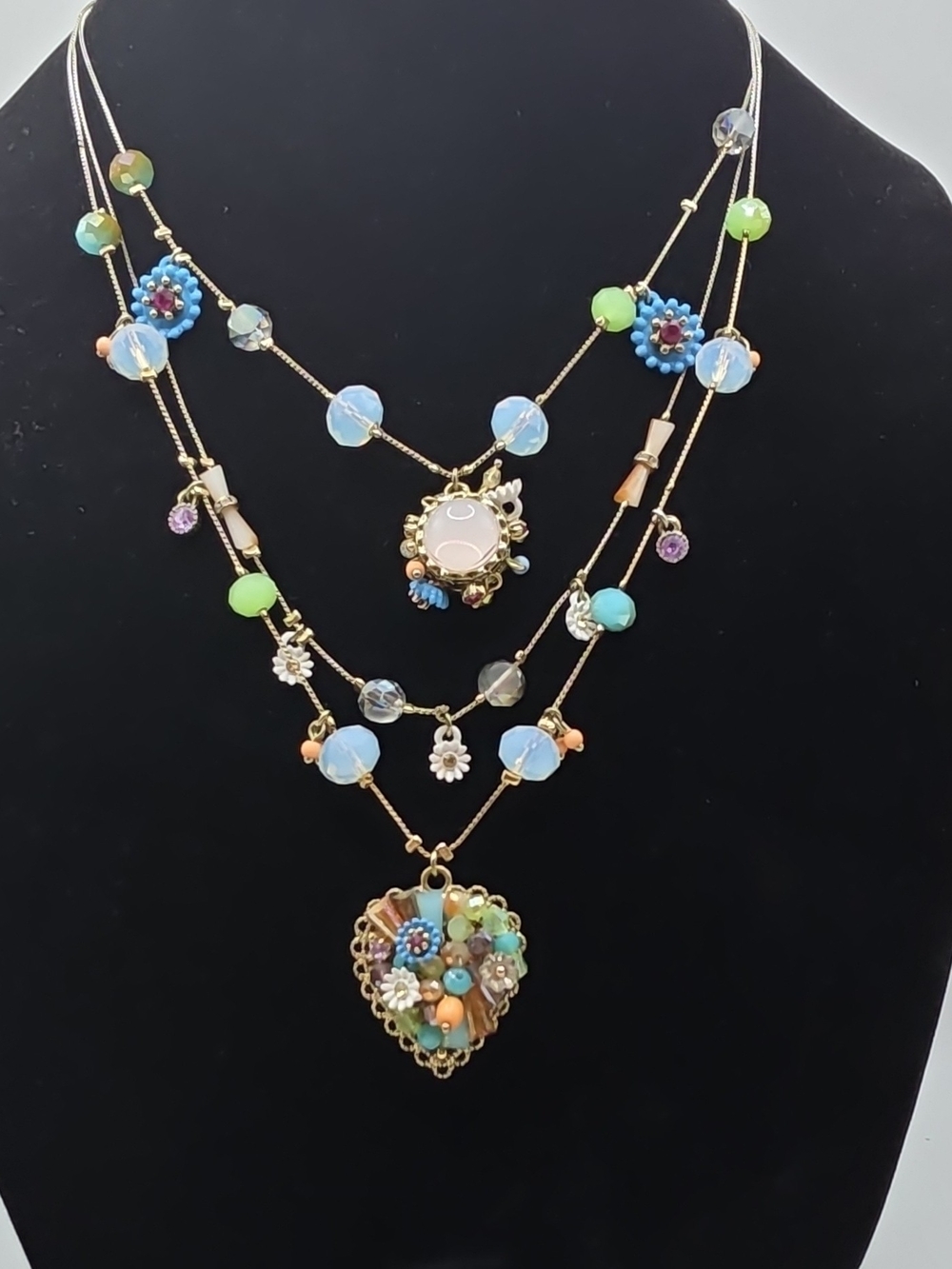 Multi-Strand Gold Floral Heart Pendant Necklace - Multicolor